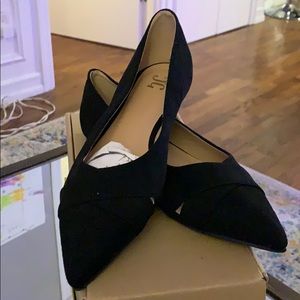 Journee Collection Winslo Black Flats